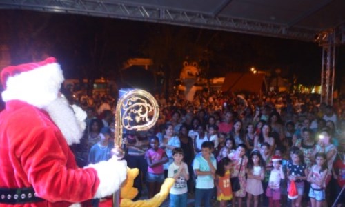 Festividades natalinas acontecerão até o dia 20 em Quatis